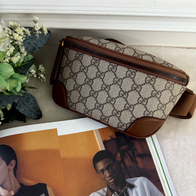 GG Emblem 塗層帆布及皮革腰包/胸口包(烏木/深棕色)-0