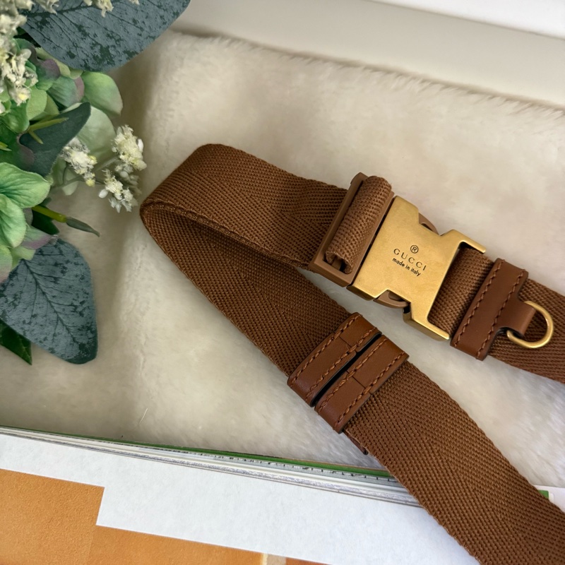 GG Emblem 塗層帆布及皮革腰包/胸口包(烏木/深棕色)-8