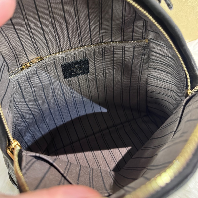 LV Sorbonne 黑壓紋牛皮後背包-8