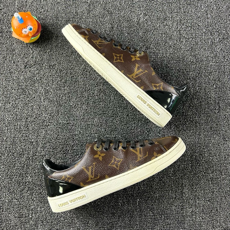 Louis Vuitton路易威登老花板鞋 尺碼：35 詳情：整體成色不錯 下地次數不多 經典-6