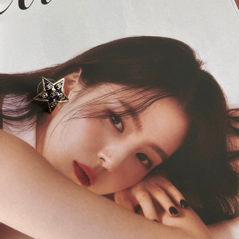 ::CHANEL:: 24C 星空黑紫系閃亮星星穿式耳環 ABC698-2