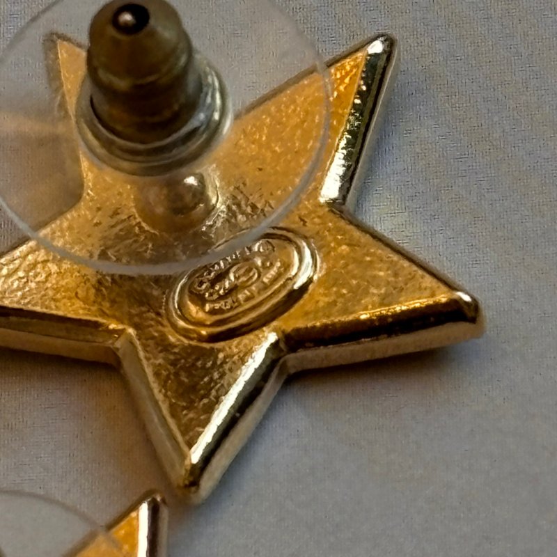 ::CHANEL:: 24C 星空黑紫系閃亮星星穿式耳環 ABC698-4