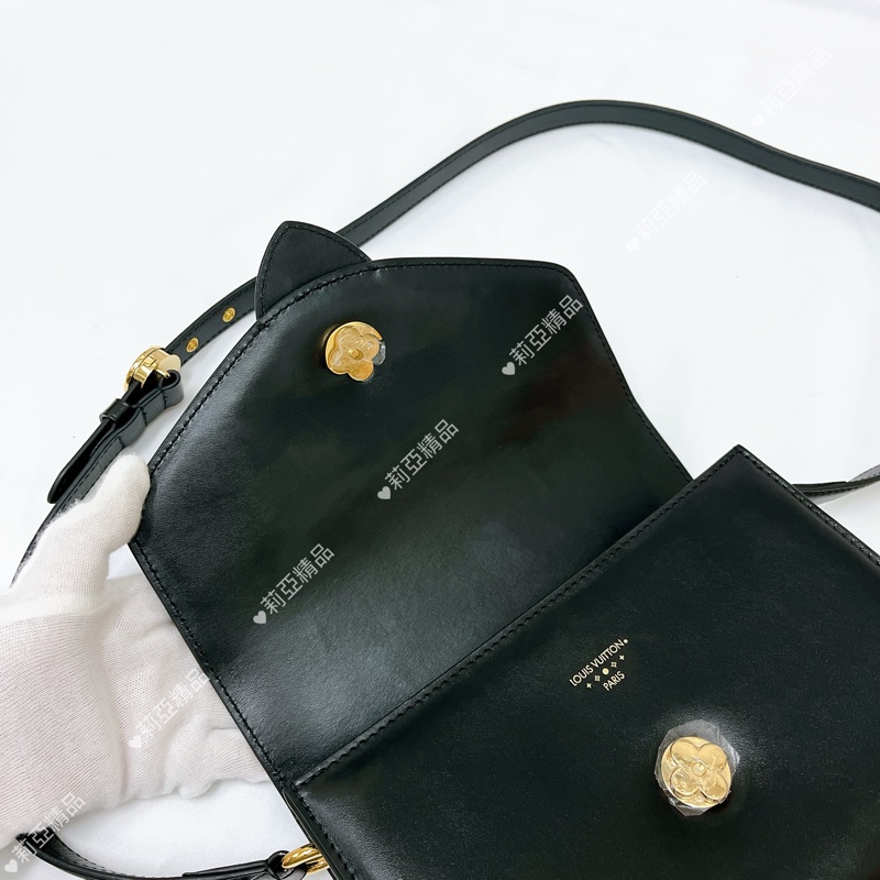 莉亞精品♡LV M55948 Pont9 黑金  二手-12