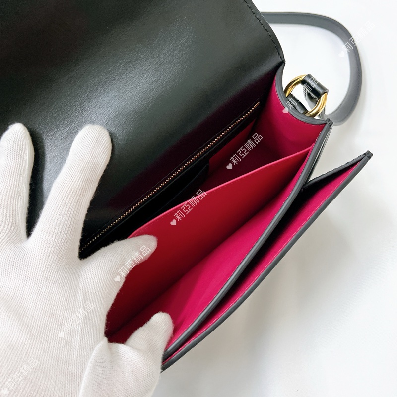 莉亞精品♡LV M55948 Pont9 黑金  二手-17