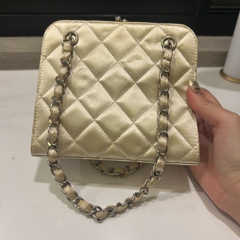Chanel 香奈兒中古 羊皮晚宴包 白金色 銀鏈