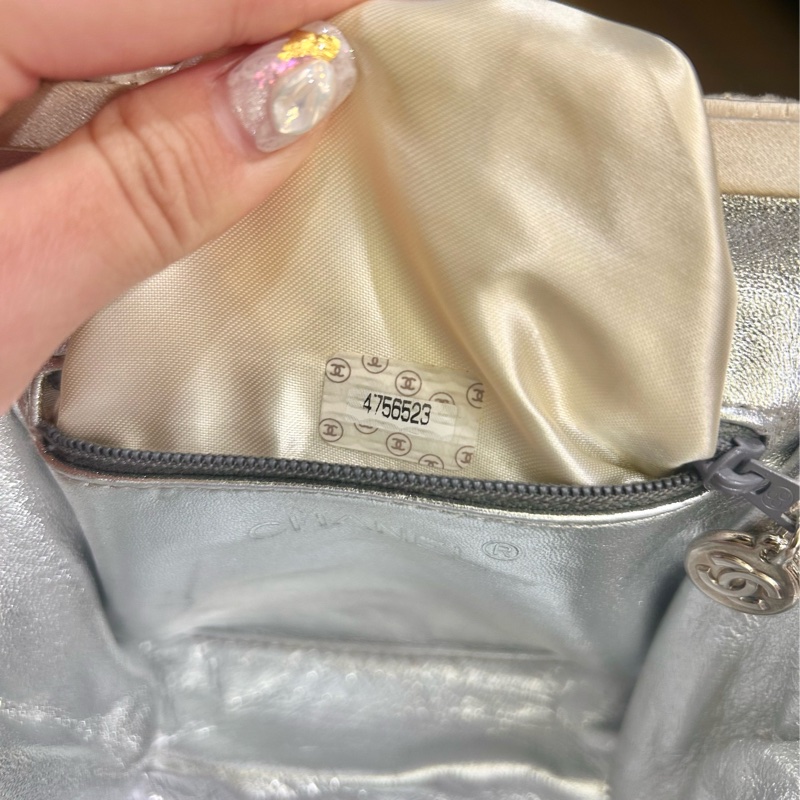 Chanel 香奈兒中古 羊皮晚宴包 白金色 銀鏈-9