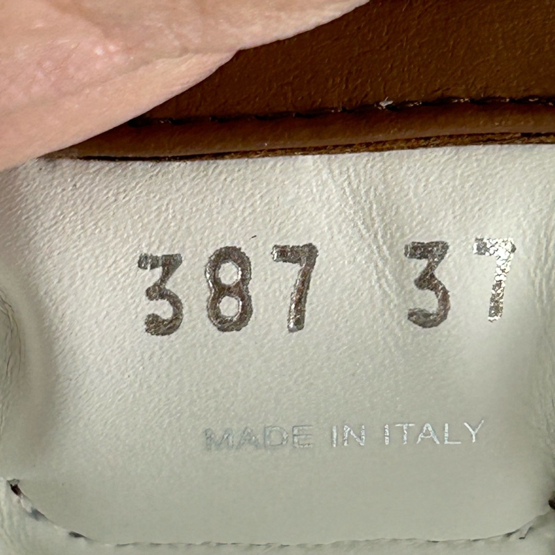 99新 miumiu繆繆白色板鞋 尺碼:37  25年新款 雙色鞋帶設計 經典時尚 百搭-6