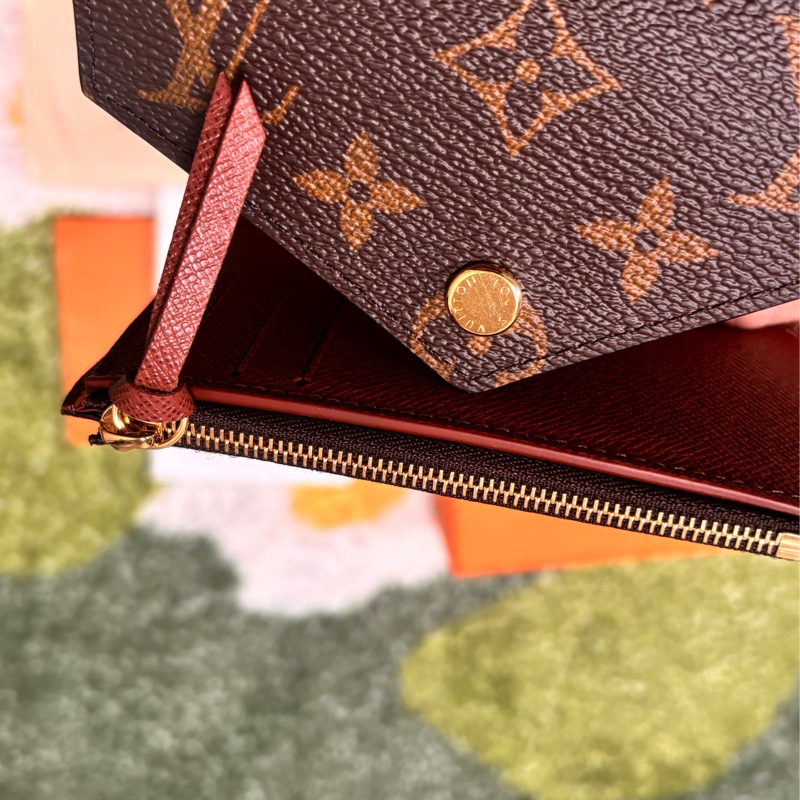 （全新）Louis Vuitton 經典老花棕色三折短夾-5