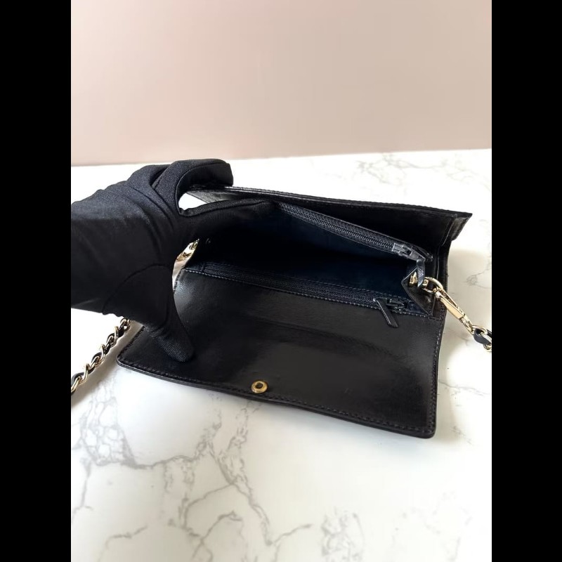 【LA LUNE】稀有中古二手Chanel黑色皮革金扣斜背側孭單肩長夾銀錢包WOC手袋-7