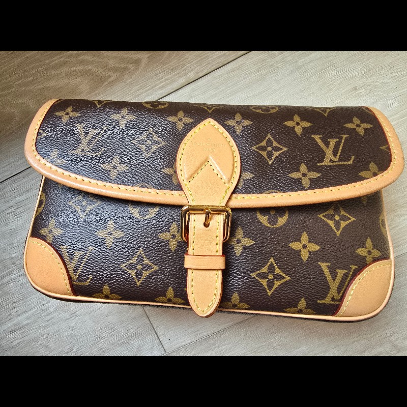 LV Diane M45985 法棍包 郵差包-0