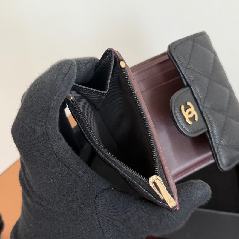 #極新Chanel 荔枝金釦三折短夾-9