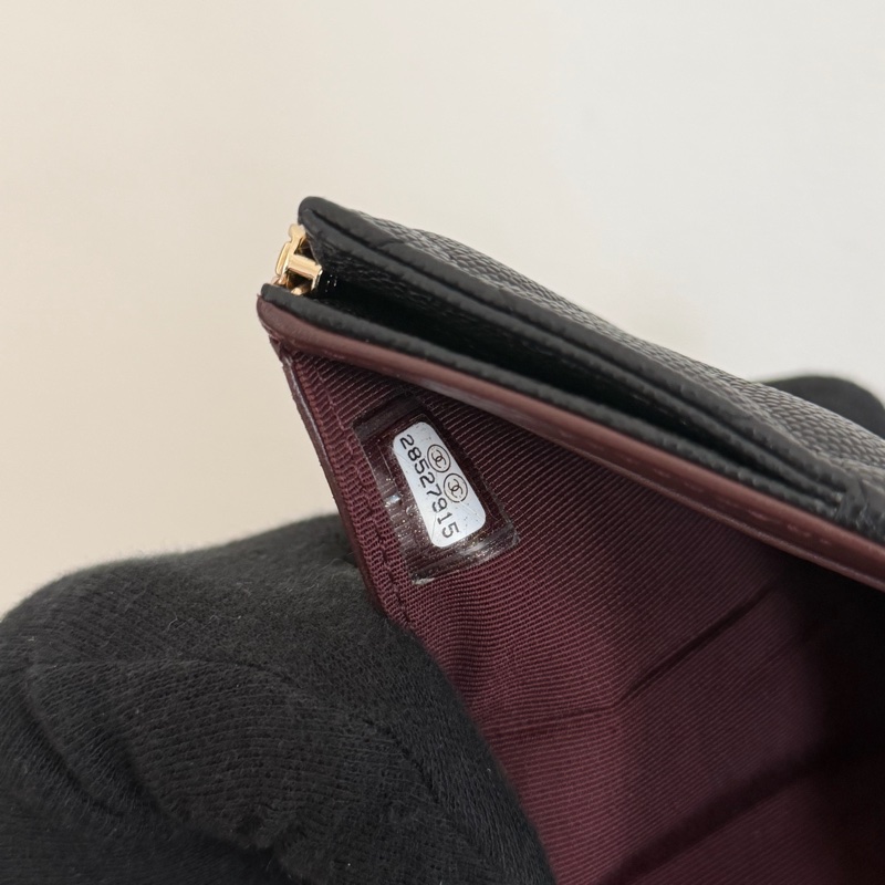 #極新Chanel 荔枝金釦三折短夾-11