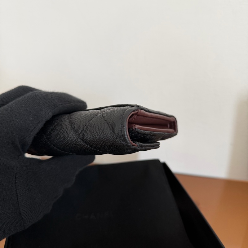 #極新Chanel 荔枝金釦三折短夾-12