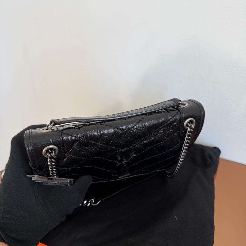 #98新 #超火YSL Niki Baby 黑色銀鏈-6