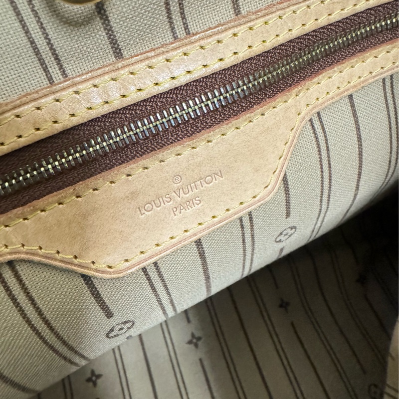 Lv delightful  肩背包 斜背包 pm-17