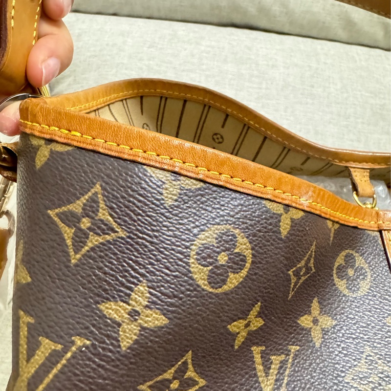 Lv delightful  肩背包 斜背包 pm-29