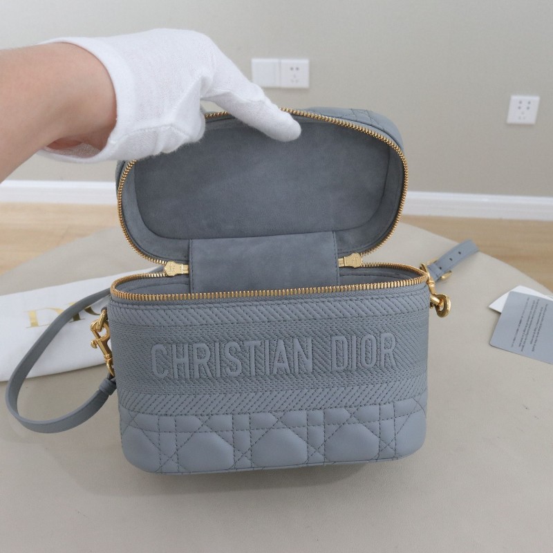 DIOR 小號 霧霾藍DIORTRAVEL VANITY 手袋-10