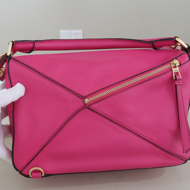 Loewe Puzzle玫紅色 中號-3