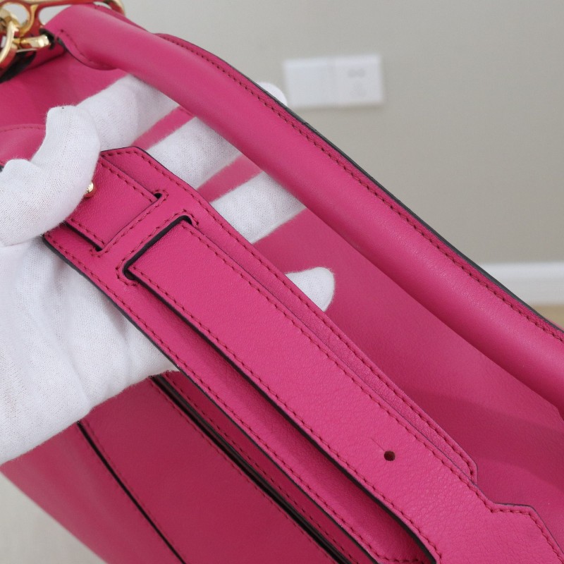 Loewe Puzzle玫紅色 中號-10