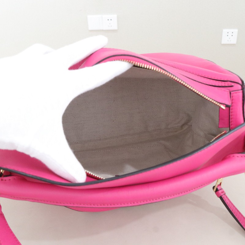 Loewe Puzzle玫紅色 中號-11