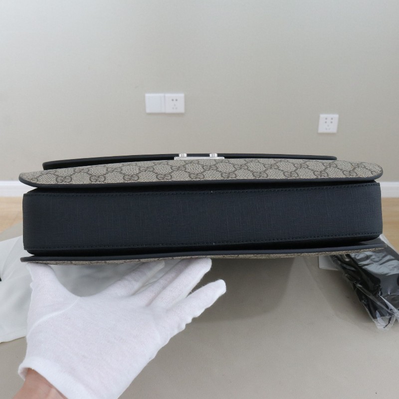 Gucci老花拼黑色 電腦公事包-8