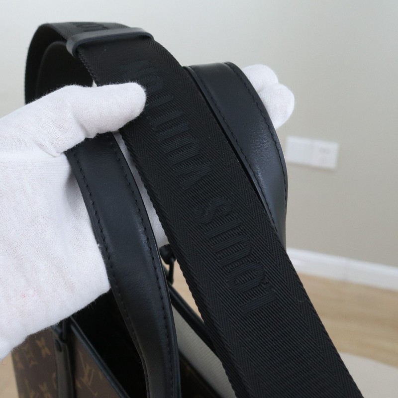 LV Week-End M45734-12