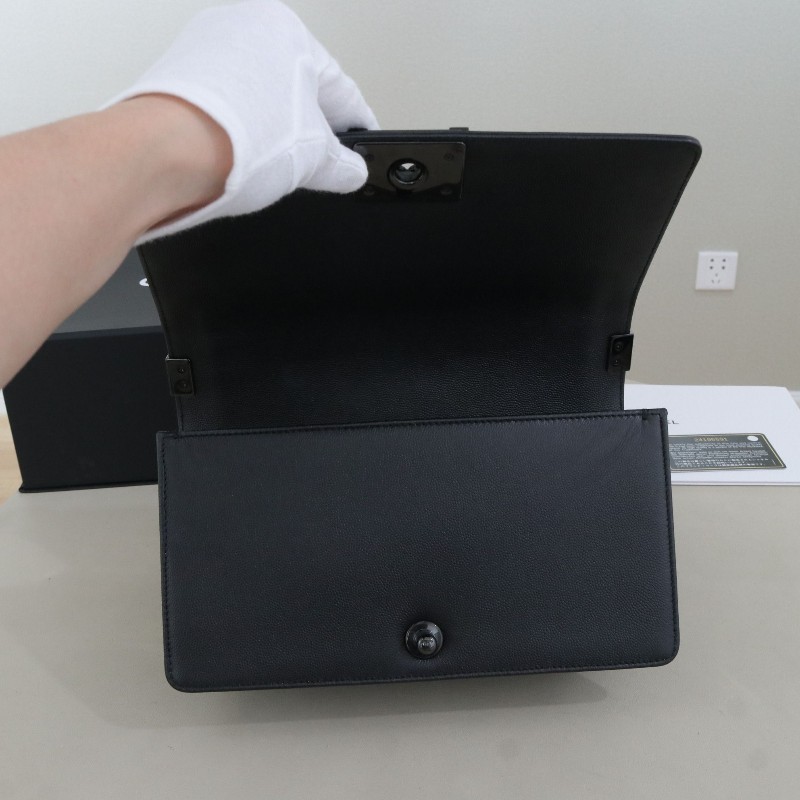 Chanel Leoby中號 So black全黑荔枝紋牛皮-8