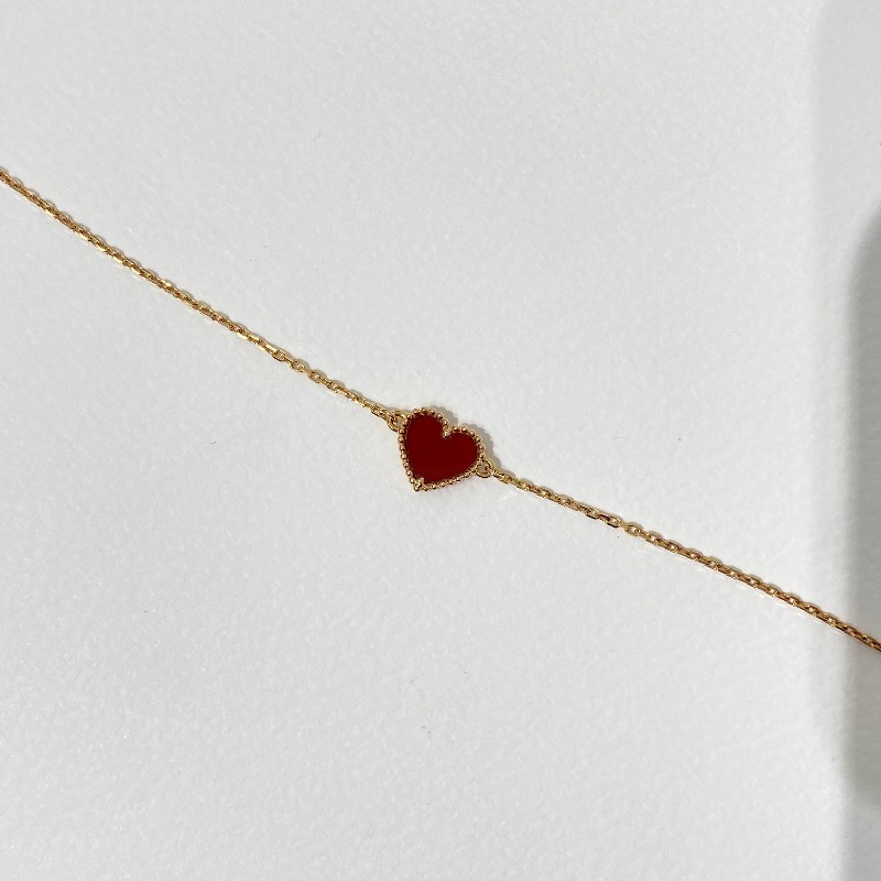 VCA 紅玉髓愛心手鏈-4