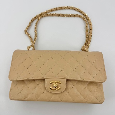 Chanel (21) Beige Clair Caviar Quilted Classic Double Flap Medium Gold Hardware