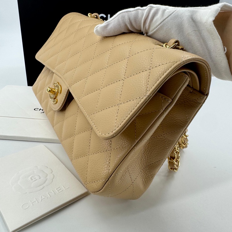 Chanel (21) Beige Clair Caviar Quilted Classic Double Flap Medium Gold Hardware-5
