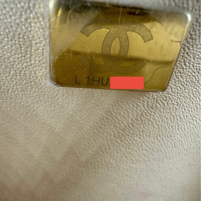 Chanel (21) Beige Clair Caviar Quilted Classic Double Flap Medium Gold Hardware-18