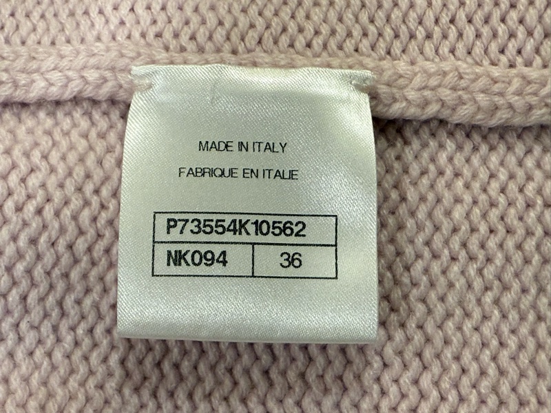 Chanel 粉色徽章紐扣羊絨毛衣開衫-6