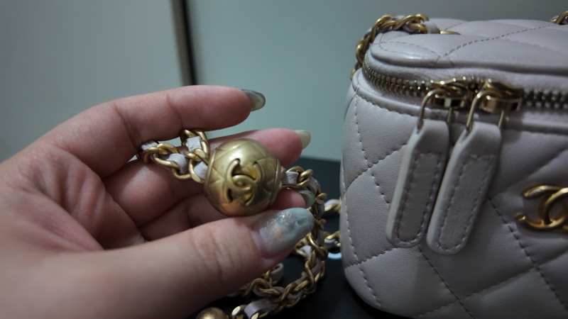 Chanel 金球小盒子mini 淡灰色-3