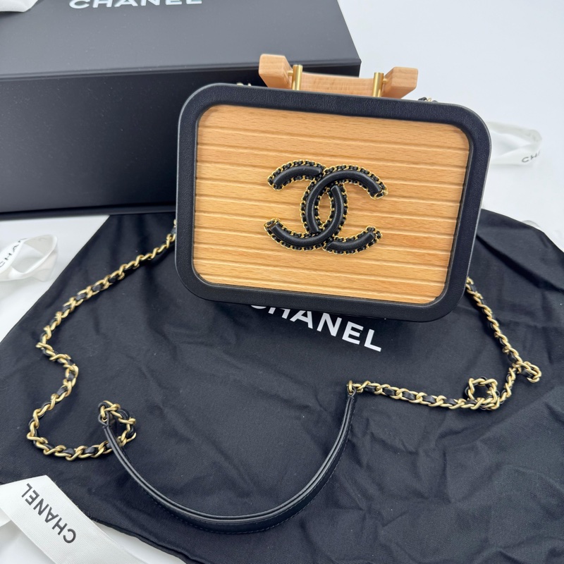 Chanel 22C Wood & Leather Beige and Black Vanity Case-0