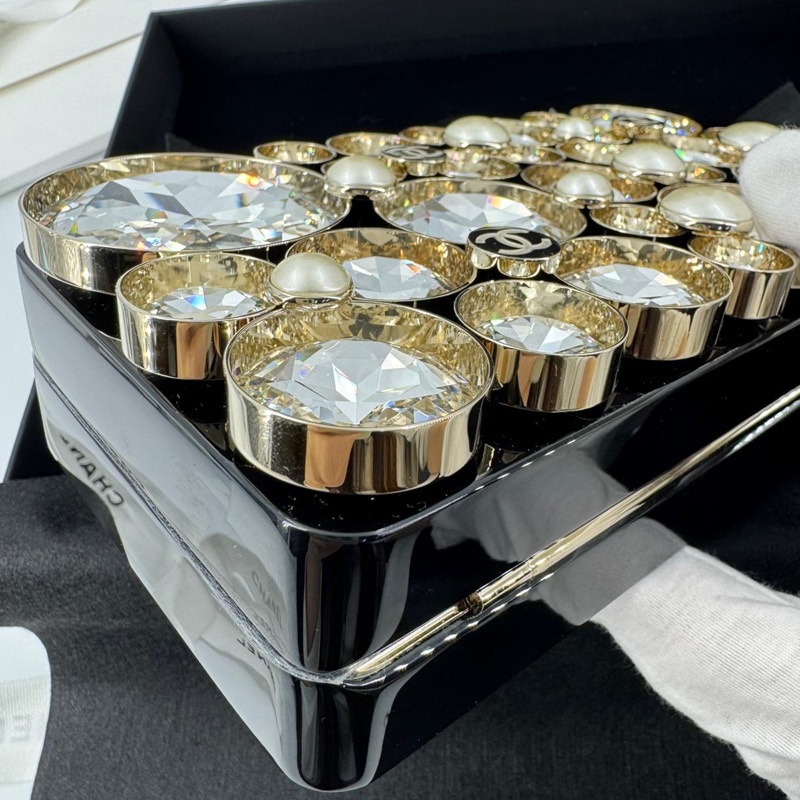 Chanel 2025/26 Plexi, Strass, Imitation Pearls & Gold-Tone Metal Black, Rhinestone & Golden Evening Bag-6