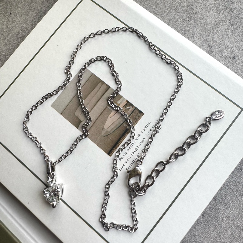 Givenchy 皓石愛心項鏈 鍍銀-15