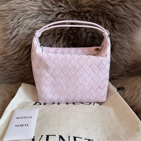 全新 BV 葆蝶家 Wallace 編織 牛皮革 手提包 水洗  尺寸：20x9x13