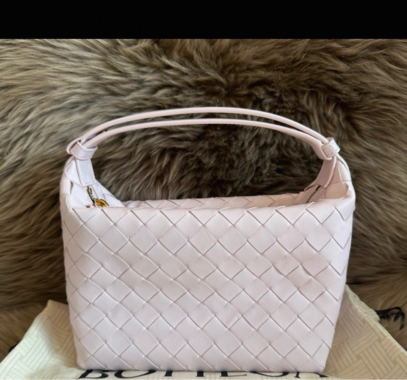 全新 BV 葆蝶家 Wallace 編織 牛皮革 手提包 水洗  尺寸：20x9x13-1