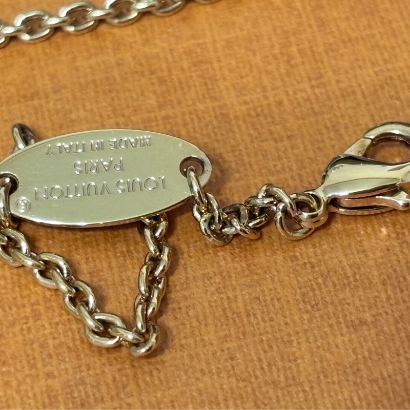 LV iconic項鍊 九成新-7