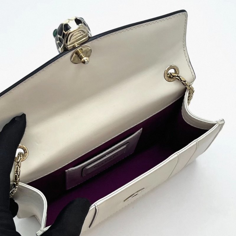 BVLGARI 白色金扣蛇頭肩背斜背包 20*15 98新配件塵袋-2