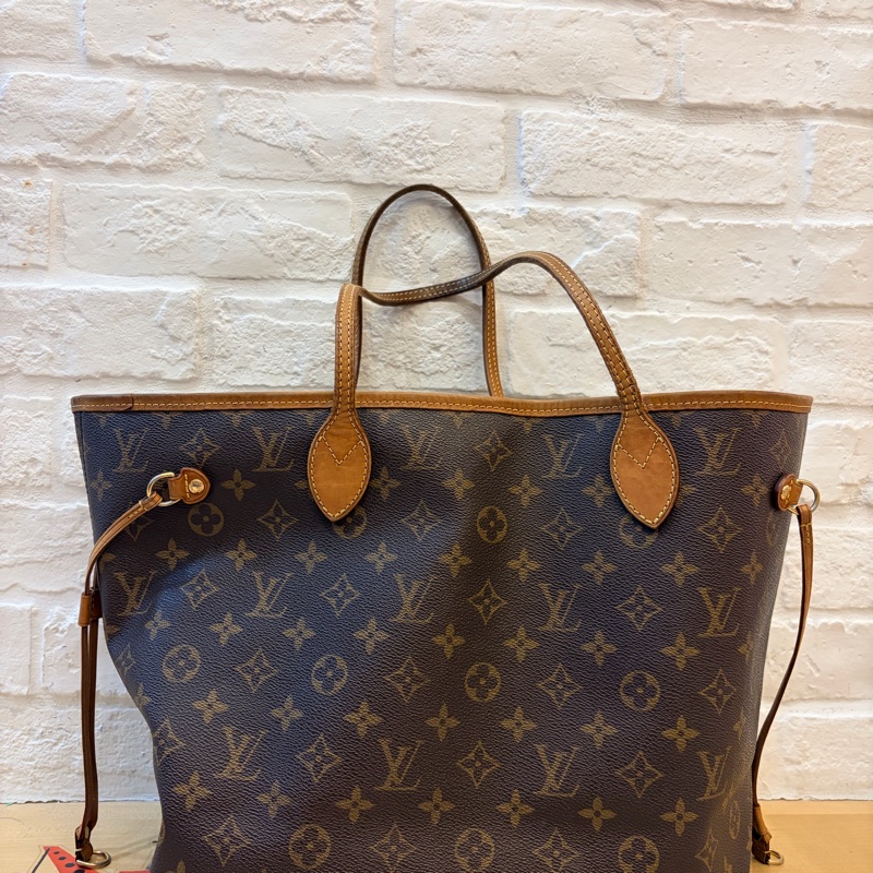 LOUIS VUITTON-0