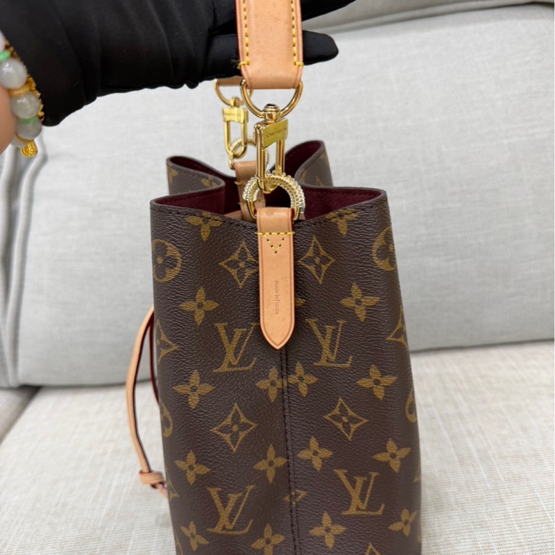 LV M46581 經典Monogram NANO NOE水桶包 手提包 斜背包-6