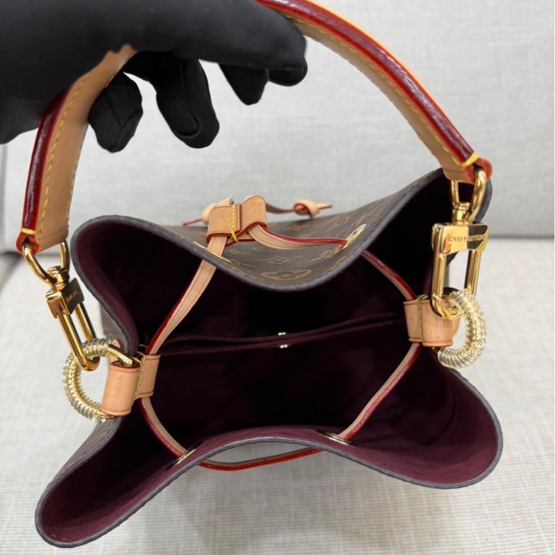 LV M46581 經典Monogram NANO NOE水桶包 手提包 斜背包-14