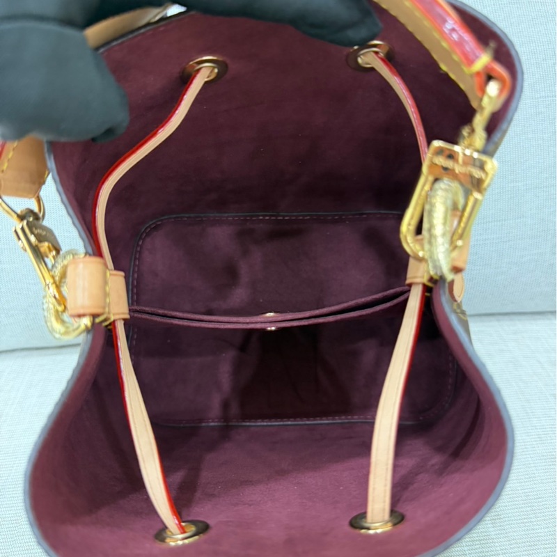 LV M46581 經典Monogram NANO NOE水桶包 手提包 斜背包-16