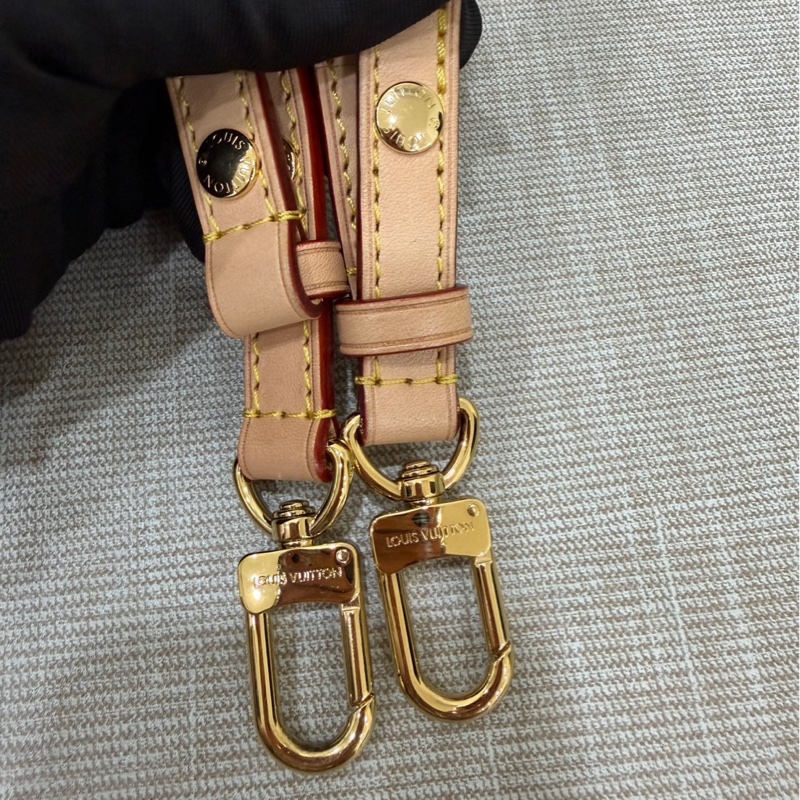 LV M46581 經典Monogram NANO NOE水桶包 手提包 斜背包-25