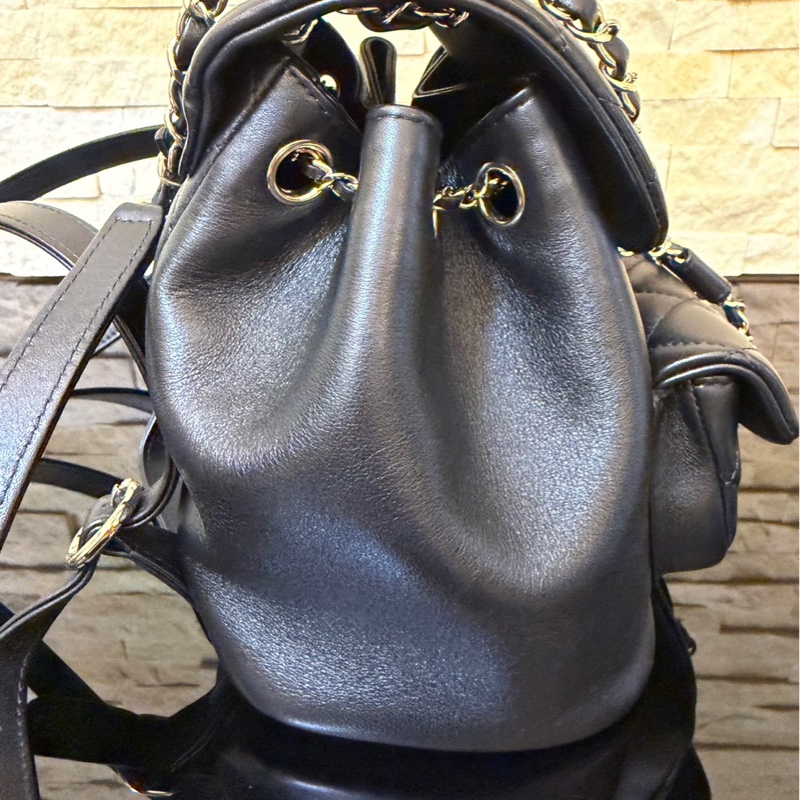 香奈兒CHANEL✨爆款duma雙肩包 黑金-8