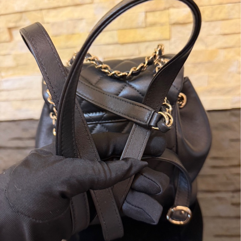 香奈兒CHANEL✨爆款duma雙肩包 黑金-24