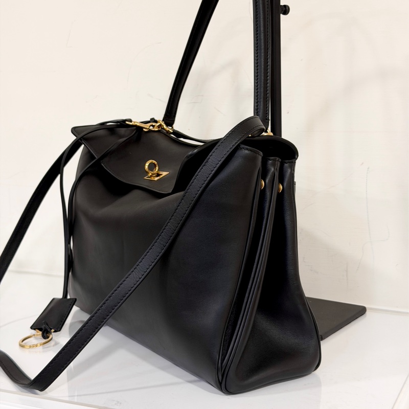 #大全配🈶台灣購證 #專櫃15萬 巴黎世家黑金Rodeo 33cm #超甜💰出清割愛-6