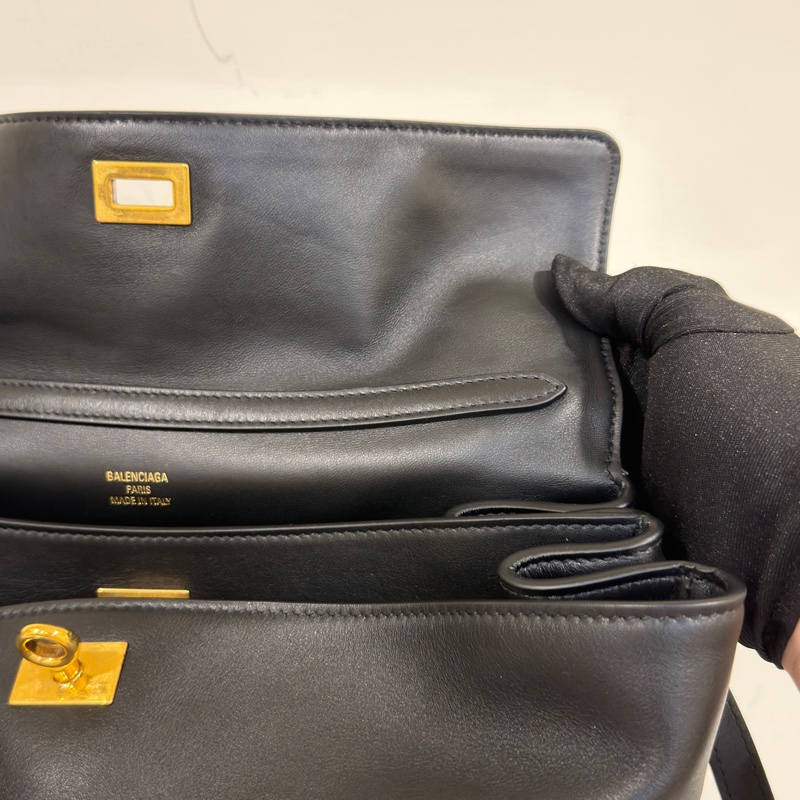 #大全配🈶台灣購證 #專櫃15萬 巴黎世家黑金Rodeo 33cm #超甜💰出清割愛-15