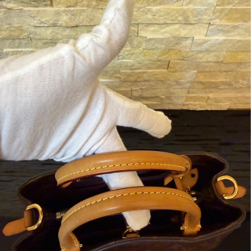 LV  經典MONTAIGNE  BB  系列三層  手提包  肩背包  斜背包  蒙田包  三用包-15